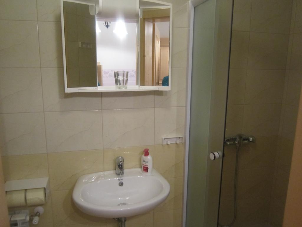 Farmhouse Štiftar Solčava Rum bild