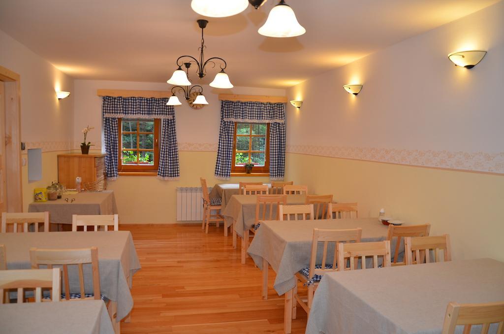 Farmhouse Štiftar Solčava Exteriör bild