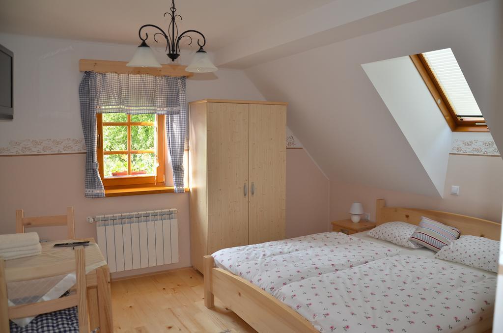 Farmhouse Štiftar Solčava Rum bild